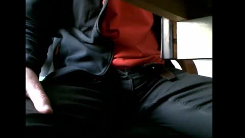 Snapshot of charly052 chatting on 02.28.25 charly052 online show from 02.28.25