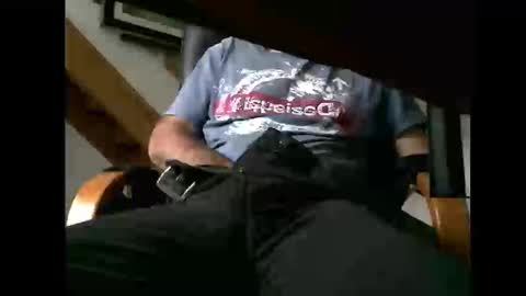 Snapshot of charly052 chatting on 10.25.25 charly052 online show from 10.25.25