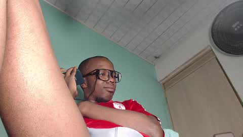 charly_vergonti_ online show from 01.10.25