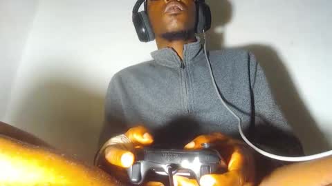 charly_vergonti_ online show from 01.10.26