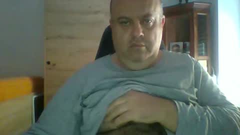 Snapshot of charlypalgar chatting on 11.12.25 charly online show from 11.12.25