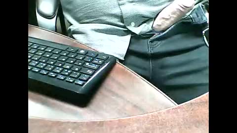 Snapshot of charmeur2672 chatting on 02.10.26 charmeur2672 online show from 02.10.26