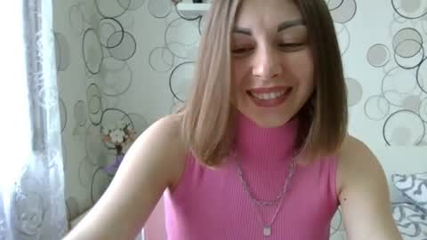Snapshot of charming__chick chatting on 07.13.26 charming__chick online show from 07.13.26