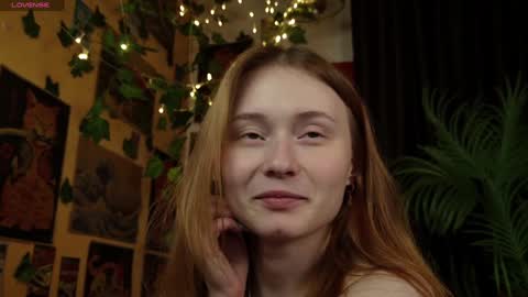 Snapshot of charming_lilly chatting on 01.23.25 Lissa online show from 01.23.25