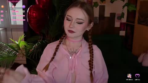 Snapshot of charming_lilly chatting on 02.16.25 Lissa online show from 02.16.25