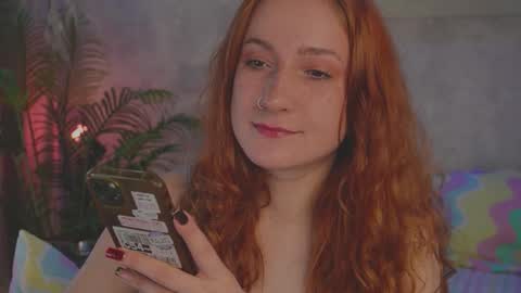 Snapshot of charming_lilly chatting on 10.02.25 Lissa online show from 10.02.25