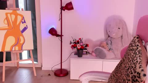 Victoria online show from 03.05.26