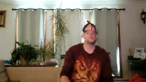 Snapshot of charmingatom chatting on 12.19.25 charmingatom online show from 12.19.25