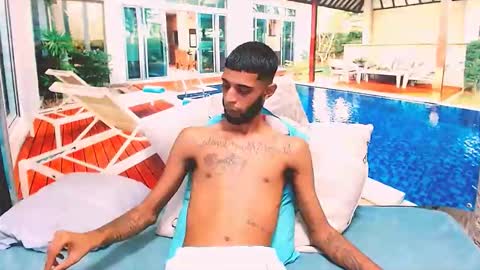 Snapshot of charmingindian01 chatting on 04.10.26 Jah online show from 04.10.26