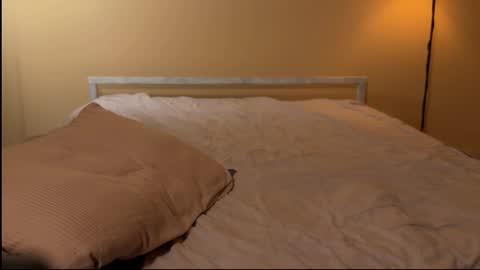 Snapshot of charmingkatie chatting on 11.29.25 katie online show from 11.29.25