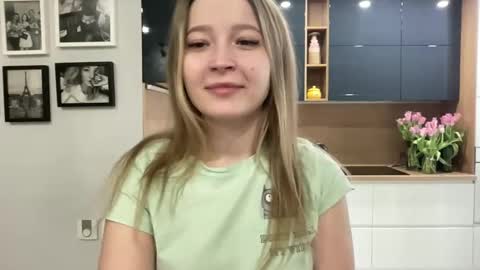 Sarah online show from 03.12.25