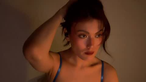 JASMINE   usually going live about 2 am UTC  online show from 06.25.26