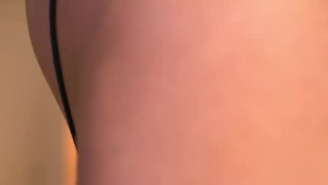Snapshot of chaturbabe__ chatting on 04.27.26 Ira online show from 04.27.26