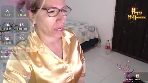 CHAYLA VICTORIA RUIZ  online show from 10.16.25