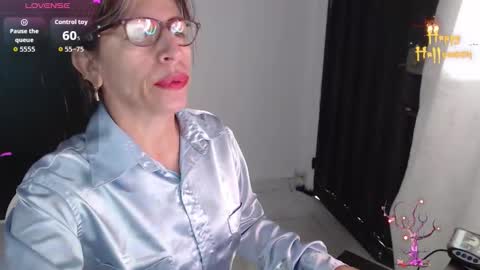 CHAYLA VICTORIA RUIZ  online show from 11.15.25