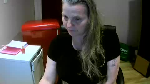 chealsiek online show from 10.15.25