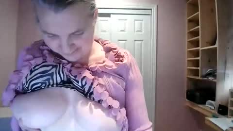 Snapshot of chealsiek chatting on 03.10.26 chealsiek online show from 03.10.26