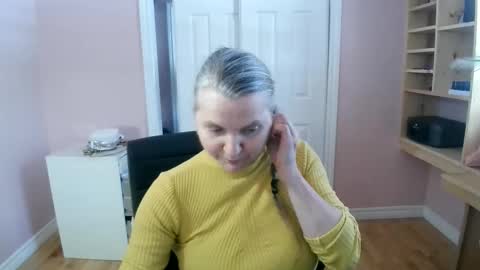 Snapshot of chealsiek chatting on 04.04.26 chealsiek online show from 04.04.26