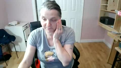 Snapshot of chealsiek chatting on 04.09.26 chealsiek online show from 04.09.26