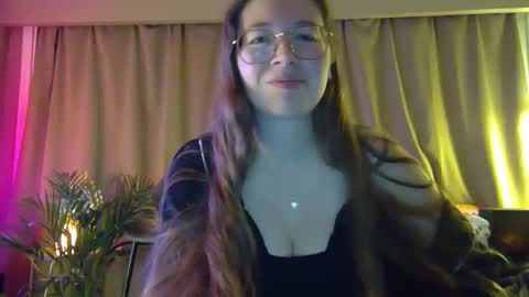 CheekyNightOwl online show from 09.12.25