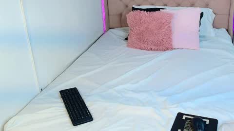 Snapshot of cheerry_moon chatting on 02.23.26 cheerry_moon online show from 02.23.26