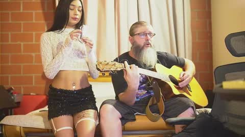 Snapshot of cheeseburgerjesus chatting on 10.04.25 Cheesburger Jesus and whoever showed up. online show from 10.04.25