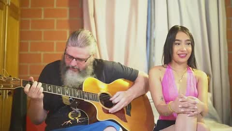 Snapshot of cheeseburgerjesus chatting on 10.08.25 Cheesburger Jesus and whoever showed up. online show from 10.08.25