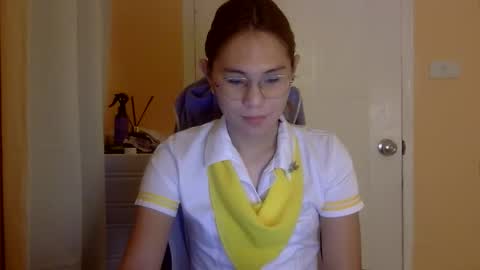 chelly4u69 online show from 12.17.25