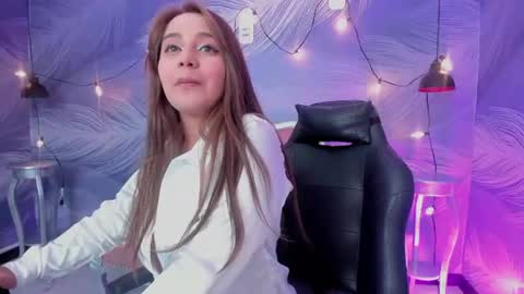 chellyguzman online show from 07.07.26