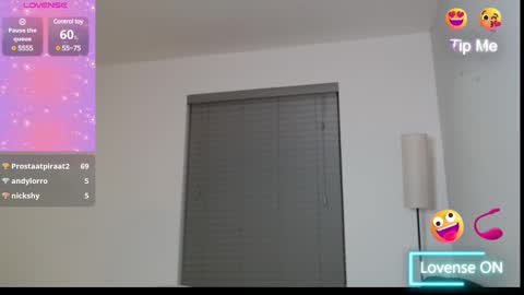 Snapshot of chelseablondeuk chatting on 02.28.25 ChelseaBlonde online show from 02.28.25