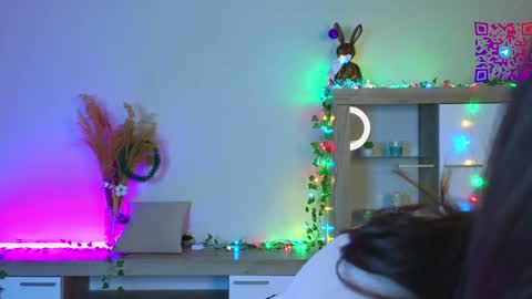 Mona online show from 12.14.24