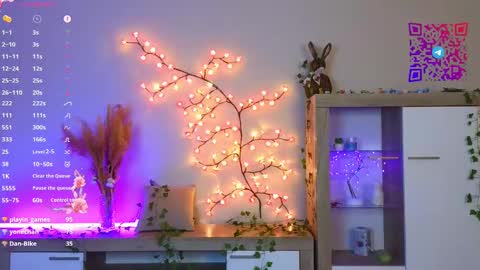 Mona online show from 02.22.25