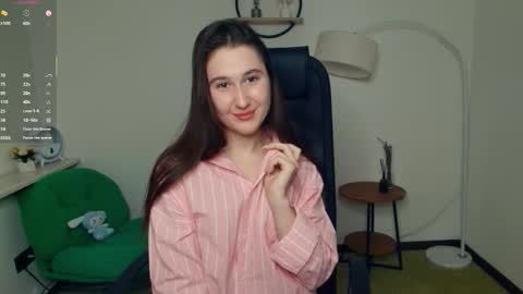 Snapshot of chelsiecleal chatting on 02.14.26 chelsiecleal online show from 02.14.26