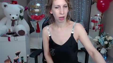 Snapshot of cherishsia chatting on 01.13.25 Adriana online show from 01.13.25