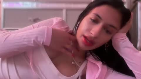 Snapshot of cherliecarmen chatting on 01.27.25 cherliecarmen online show from 01.27.25