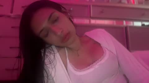 Snapshot of cherliecarmen chatting on 01.30.25 cherliecarmen online show from 01.30.25