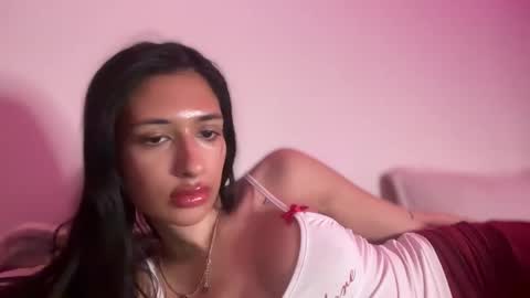 Snapshot of cherliecarmen chatting on 03.09.25 cherliecarmen online show from 03.09.25