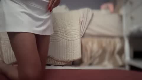 Snapshot of cherliecarmen chatting on 09.23.25 cherliecarmen online show from 09.23.25