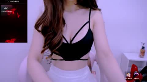 Snapshot of cherriana chatting on 02.06.26 Cheri online show from 02.06.26