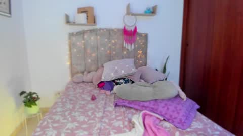 cherries_and_wine_ online show from 02.06.25