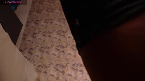 Snapshot of cherry_guerrera chatting on 01.12.25 Ask me online show from 01.12.25