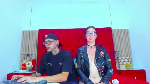 Cherry Mew and jean online show from 03.04.25