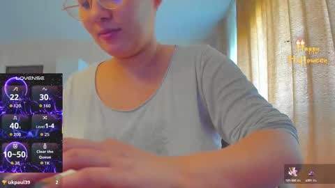 Snapshot of cherry_pie_69 chatting on 10.19.25 mayra online show from 10.19.25