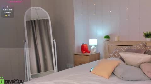 Snapshot of cherry_pr1ce chatting on 11.20.25 cherry_pr1ce online show from 11.20.25