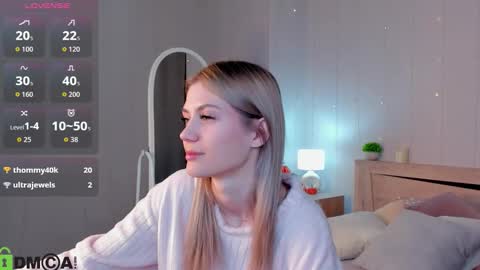 Snapshot of cherry_pr1ce chatting on 11.28.25 cherry_pr1ce online show from 11.28.25