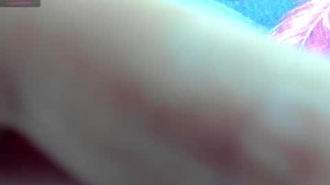 Mia online show from 10.09.25