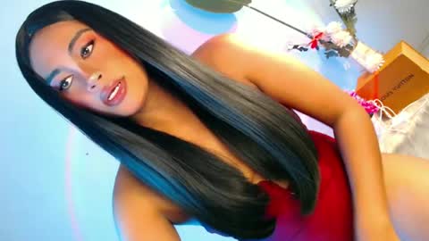 Snapshot of cherry_temptation28 chatting on 06.21.26 marshmallow online show from 06.21.26