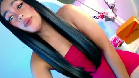 Snapshot of cherry_temptation28 chatting on 06.29.26 marshmallow online show from 06.29.26