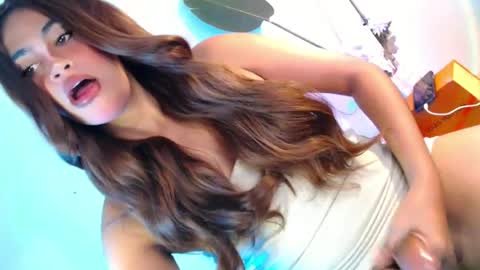 Snapshot of cherry_temptation28 chatting on 07.14.26 marshmallow online show from 07.14.26