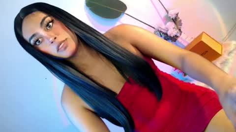 Snapshot of cherry_temptation28 chatting on 07.19.26 marshmallow online show from 07.19.26